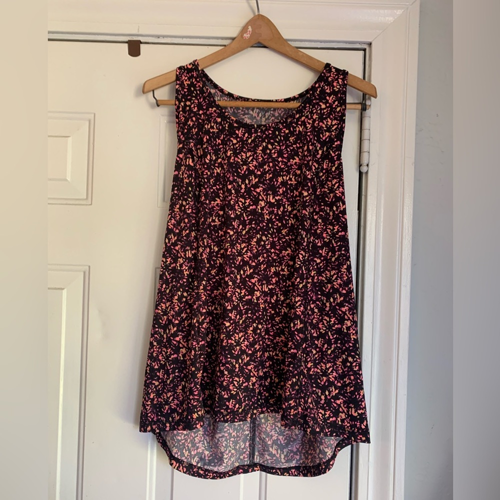 Floral Sleeveless Top- Black and Pink
